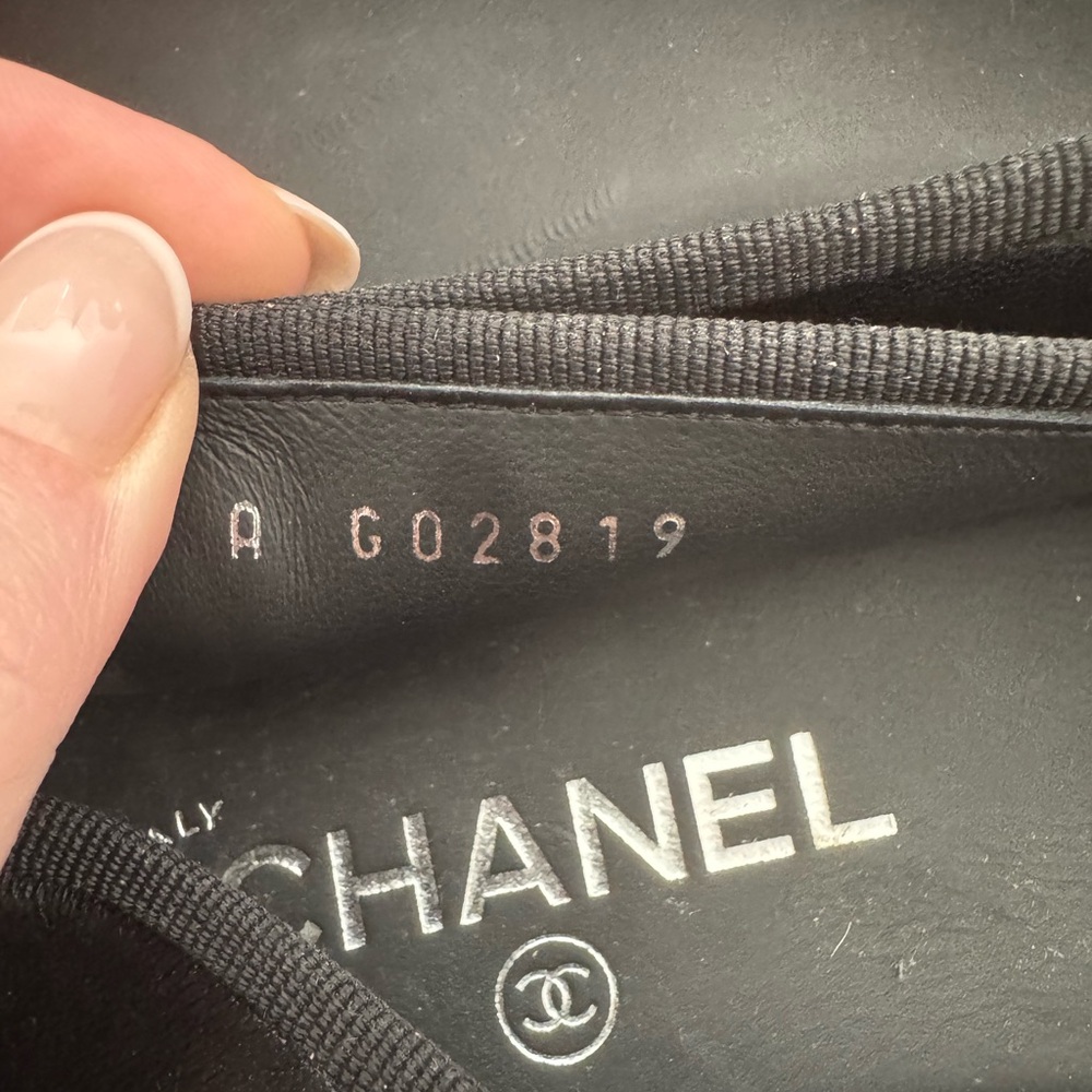 Chanel Ballet Flats in Black - Picture 13 of 14